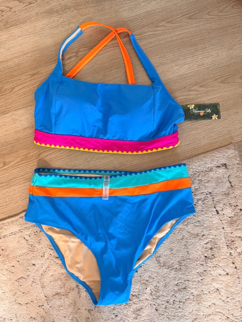 Blooming Jelly Colorblock Bikini Set Size L NWT High Waist